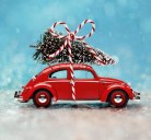 Праздник к нам мчится!