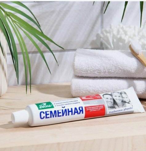 Зубная паста Весна Семейная Тотал 90г 4601313019152