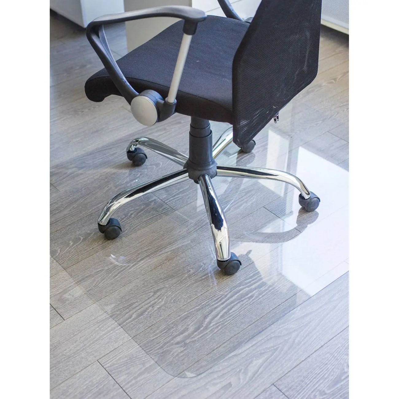 Коврик напольный BSL_EChair поликарб/прозрач/глад 1000x1200x0,8 рулон/короб Easy Chair 2286074